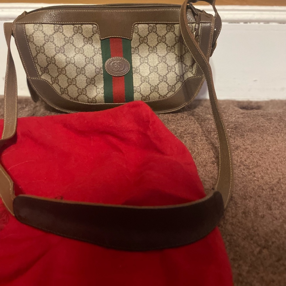 Gucci vintage crossbody